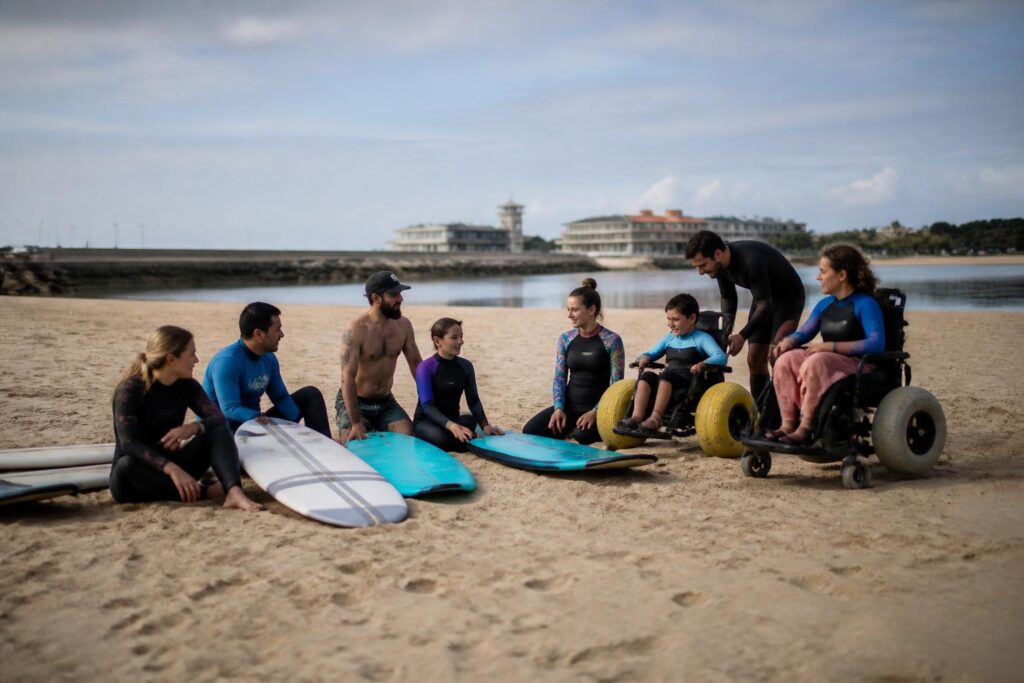 découvrez le surf adapté et le para surf, des pratiques inclusives qui permettent à tous de profiter des éléments de glisse en toute accessibilité et sécurité.